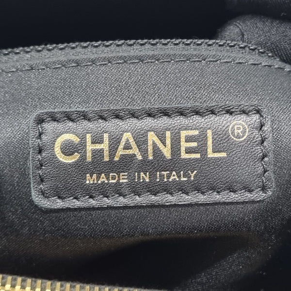 Chanel GST Xtra Large Caviar Ghw (Black)