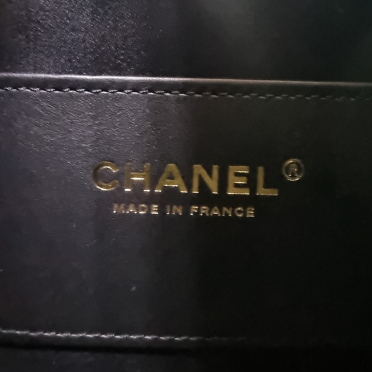Chanel 25 Small Grained Calfskin Ghw (Black)