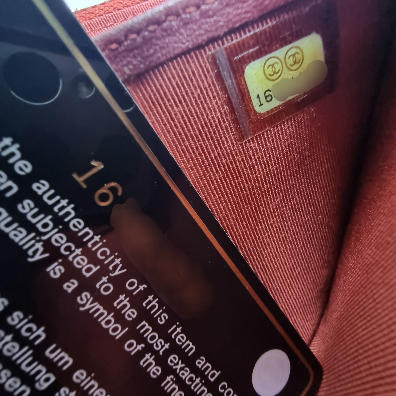 Chanel Zippy Wallet Caviar Shw (Red)