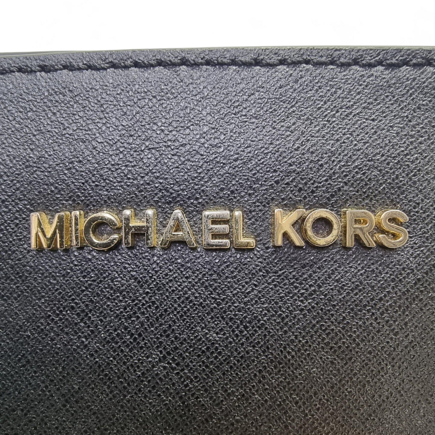 Michael Kors Selma Medium Saffiano Leather Crossbody Ghw (Black)