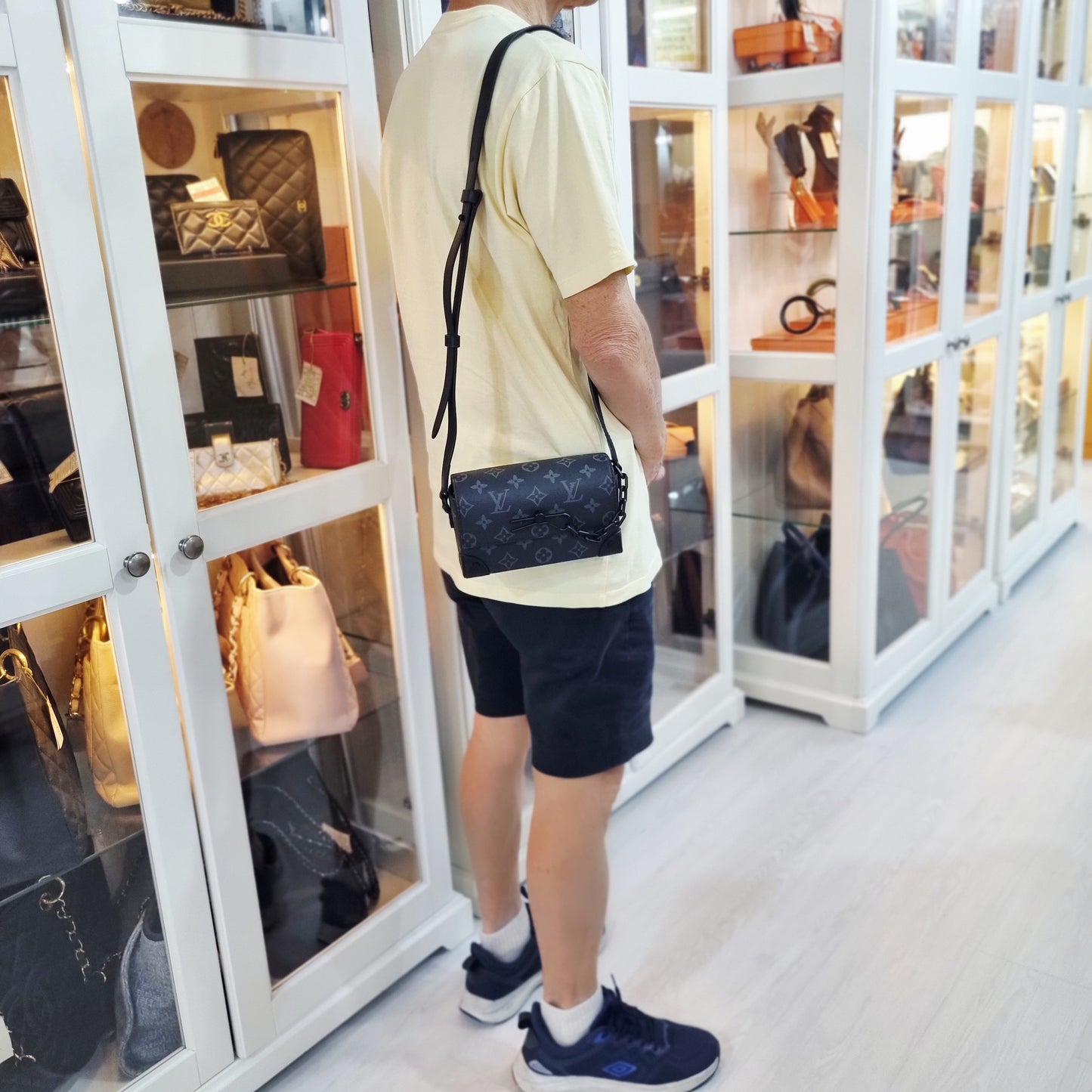 Louis Vuitton Steamer Wearable Wallet Monogram Eclipse Black Hw