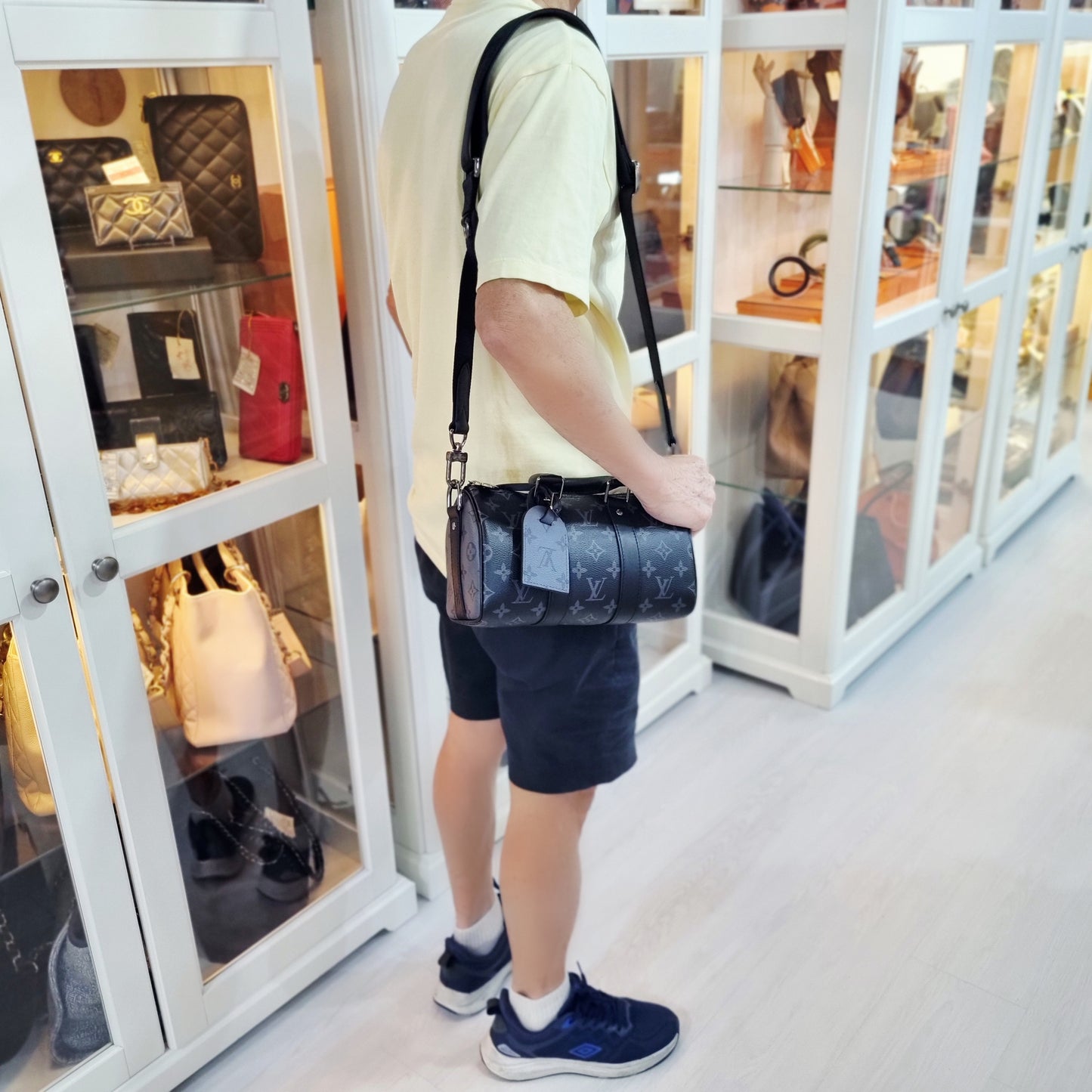 Louis Vuitton Keepall 25B Monogram Eclipse Reverse Phw