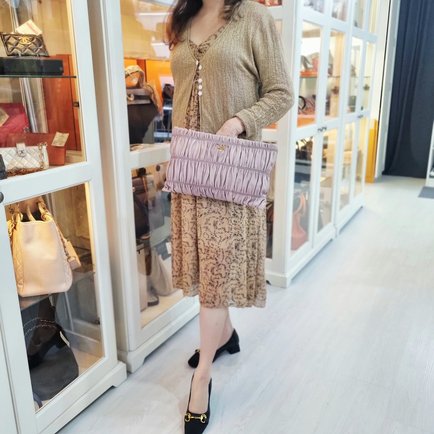 Prada Nappa Gaufre Leather Clutch Ghw (Pink)