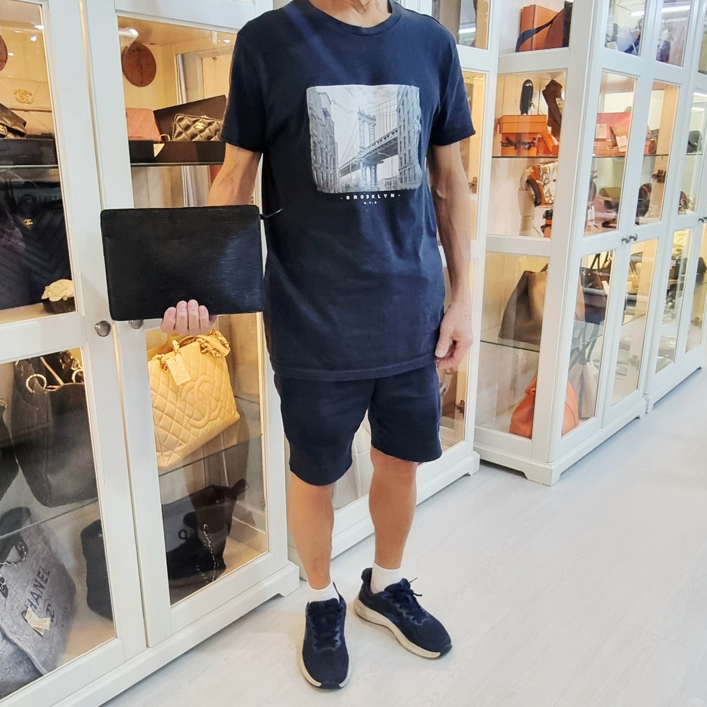 Louis Vuitton Pochette Homme Clutch Epi Ghw (Black)