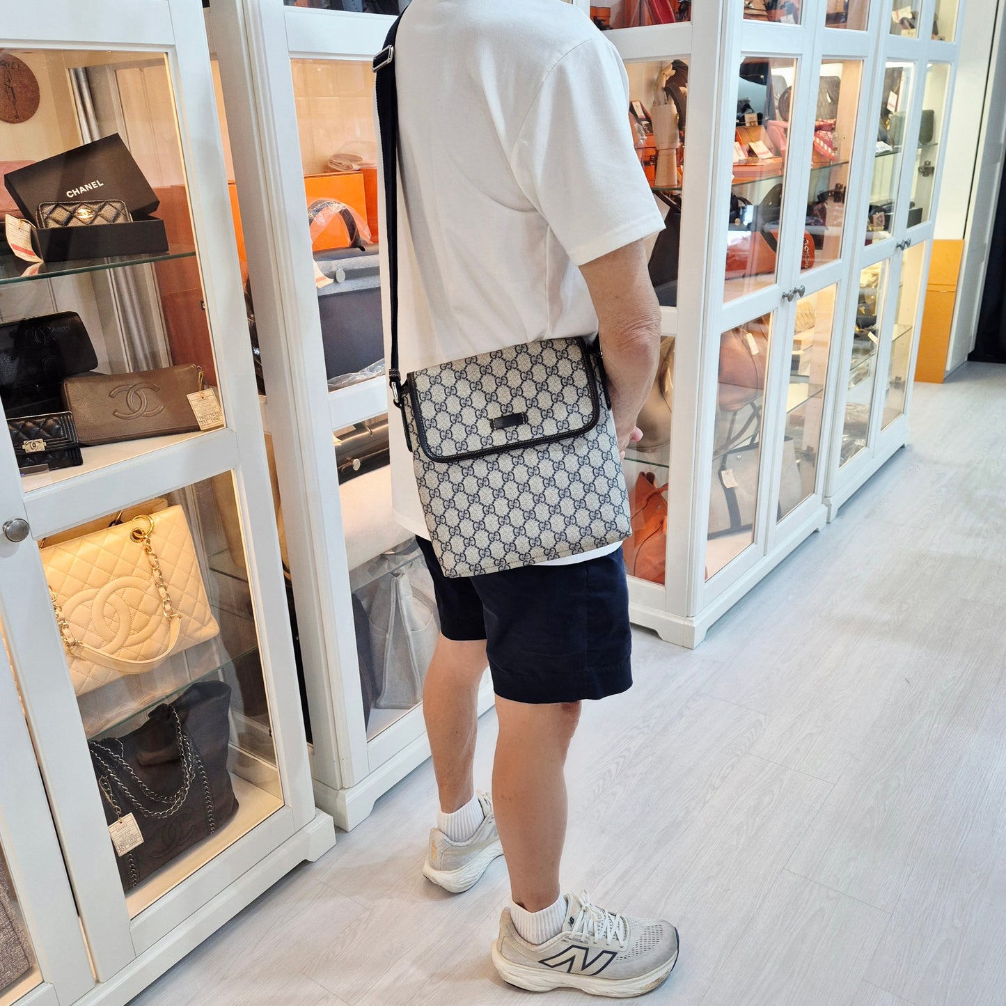 Gucci GG Supreme Messenger Bag Shw ( Navy Blue)