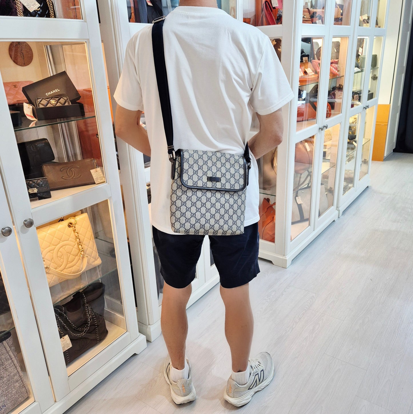 Gucci GG Supreme Messenger Bag Shw ( Navy Blue)