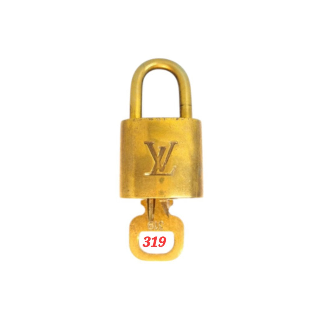 Louis Vuitton Lock and 1 Key Ghw