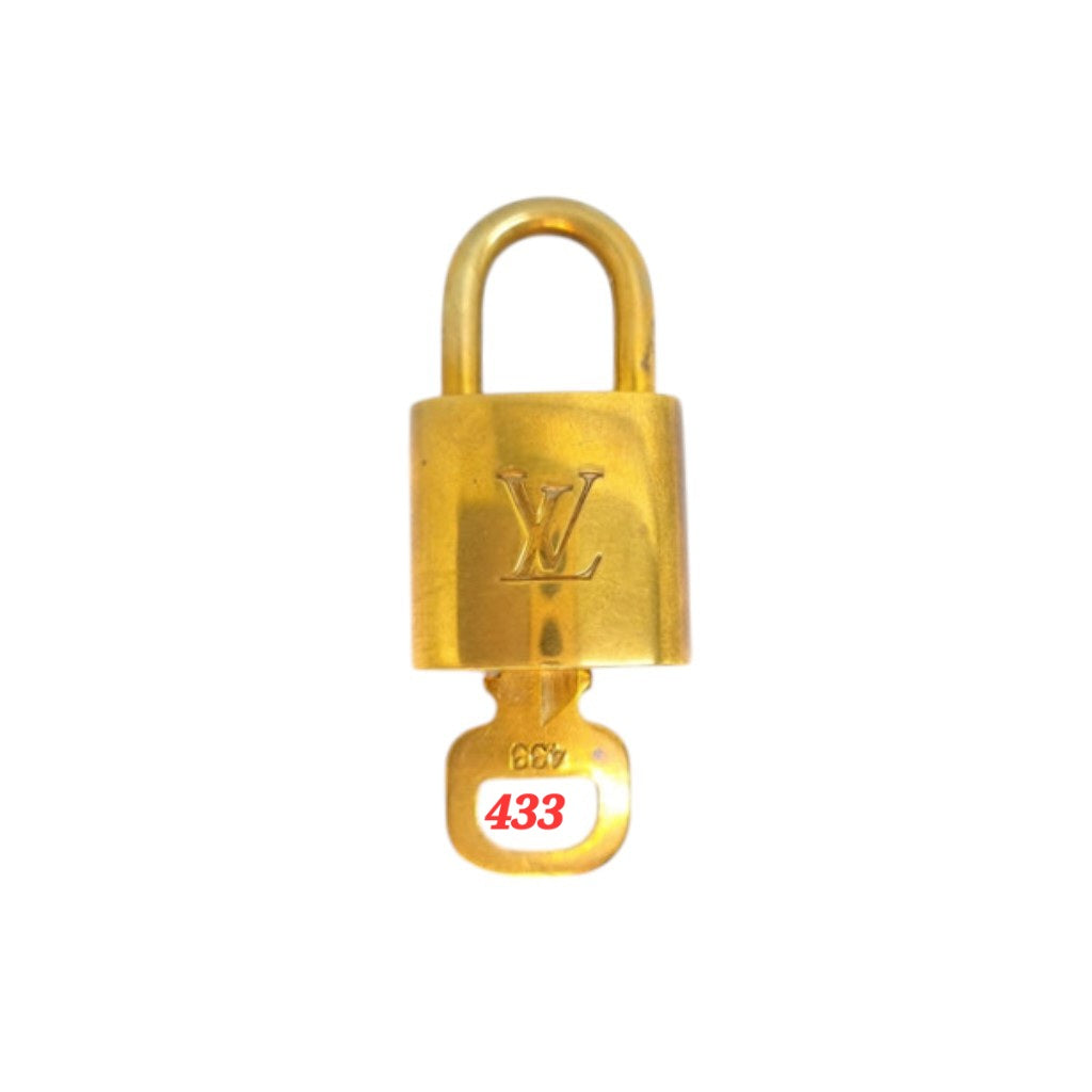 Louis Vuitton Lock and 1 Key Ghw