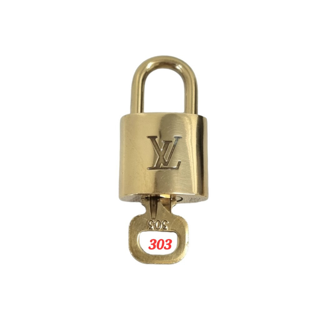 Louis Vuitton Lock and 1 Key Ghw