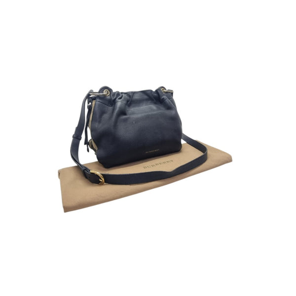 Burberry House Check Canvas Bingley Bucket Bag Ghw (Black)