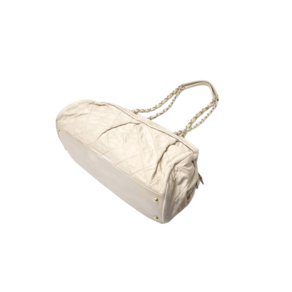 Chanel Chic Quilt Iridescent Calfskin Large Bowling Bag Ghw (Ivory)