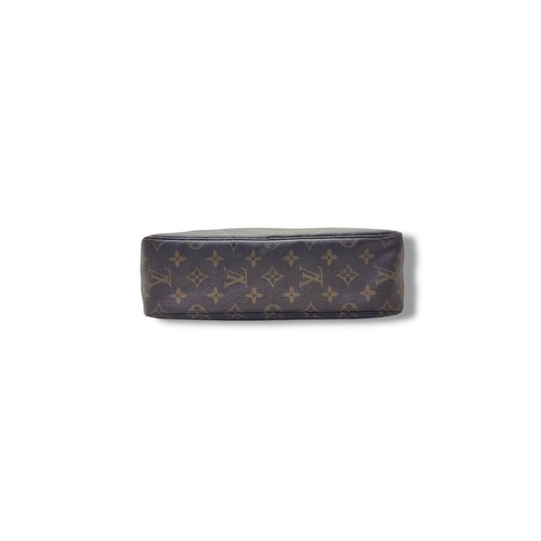 Louis Vuitton Trousse Toilette 28 Monogram Ghw