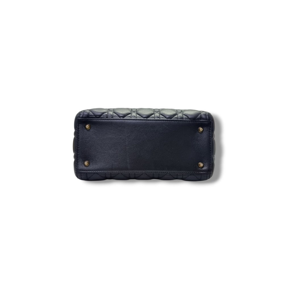 Christian Dior Lady Dior Medium Cannage Lambskin Ghw (Black)