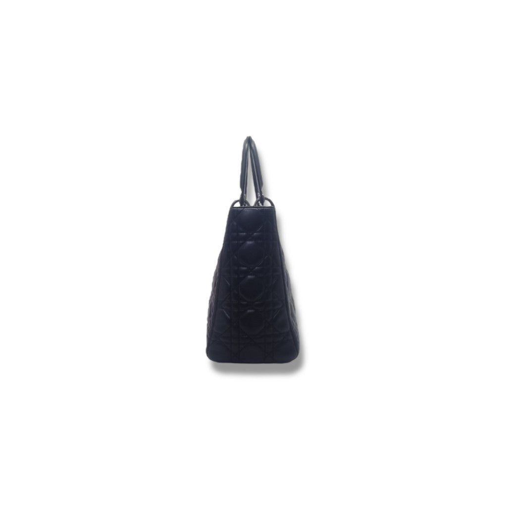 Christian Dior Lady Dior Medium Cannage Lambskin Shw (Black)