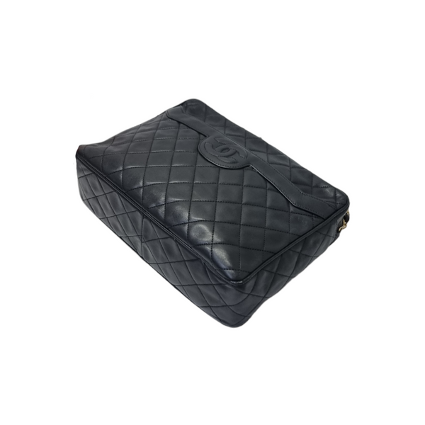 Chanel Vintage Camera Bag Lambskin With Tassle Ghw (Black)