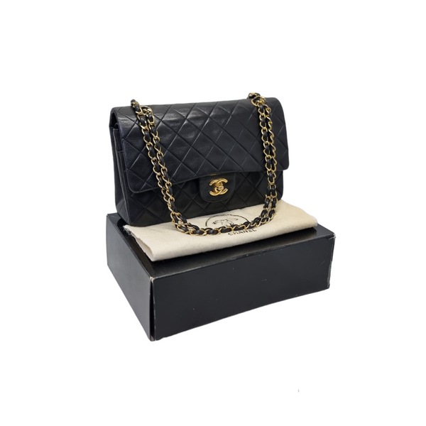 Chanel Vintage Classic Double Flap Meduim Lambskin Ghw (Black)