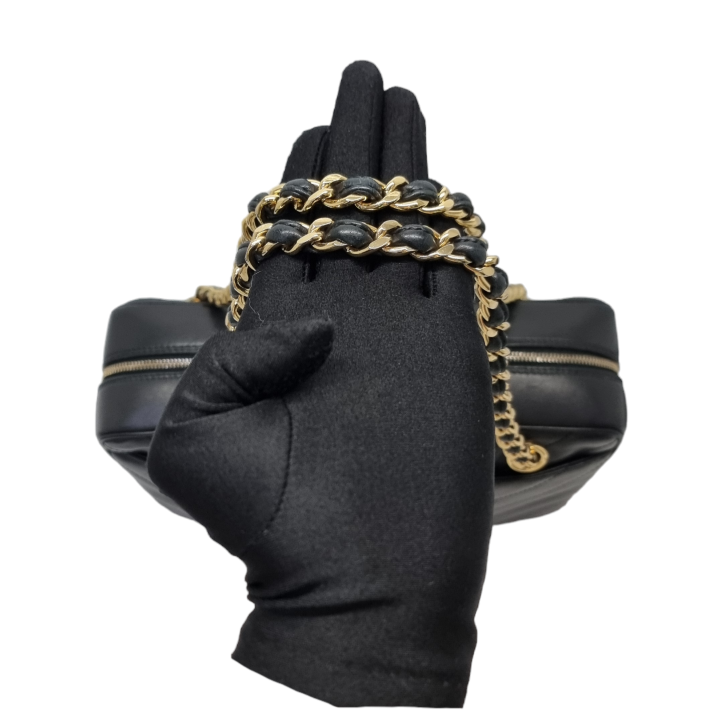 Chanel V-Stitch Chevron Quilted Chain Leather Shoulder Bag Ghw (Black)