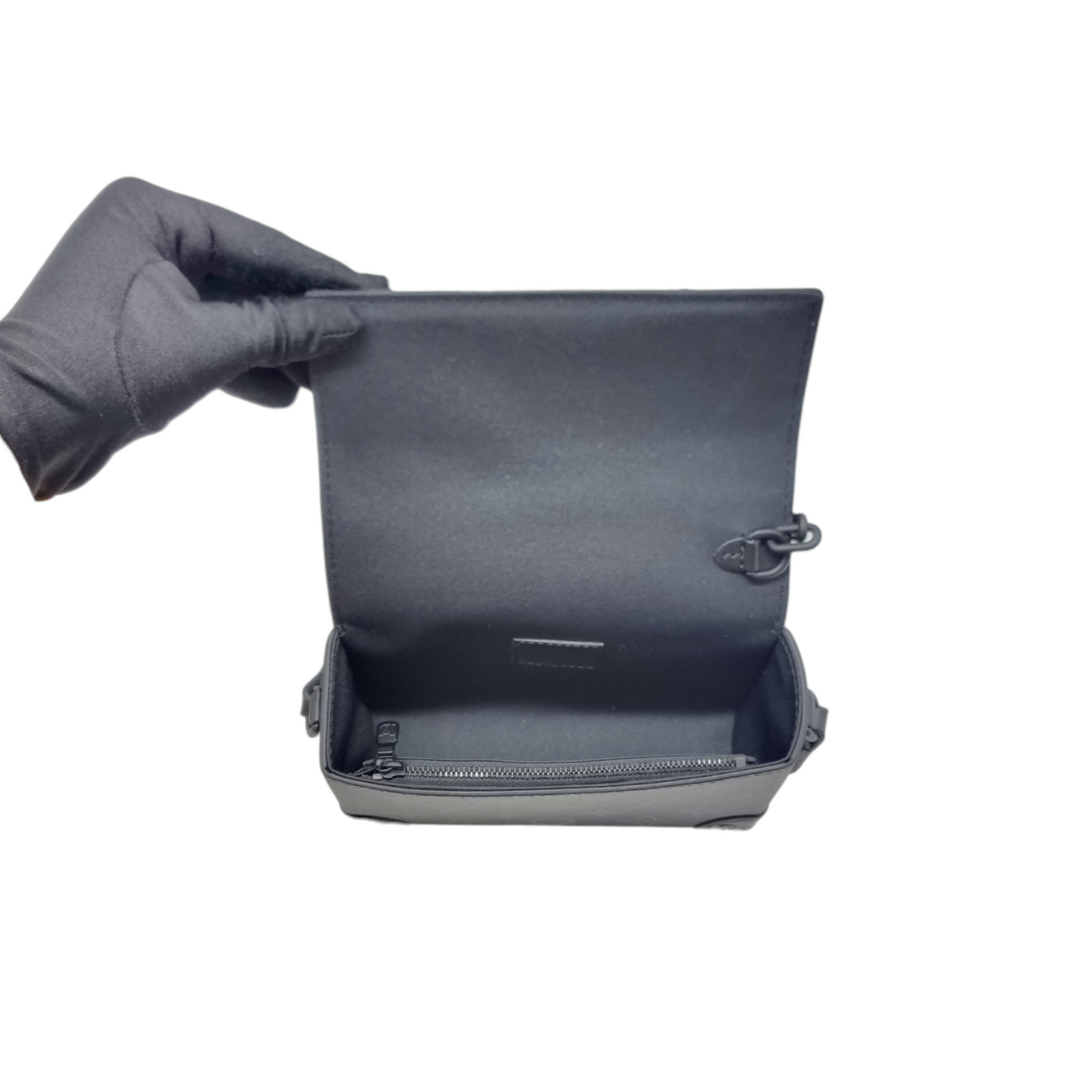 Louis Vuitton Steamer Wearable Wallet Monogram Eclipse Black Hw