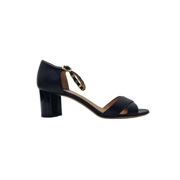 Salvatore Ferragamo Open Toe Criss Cross Ankle Strap Sandals (Black)