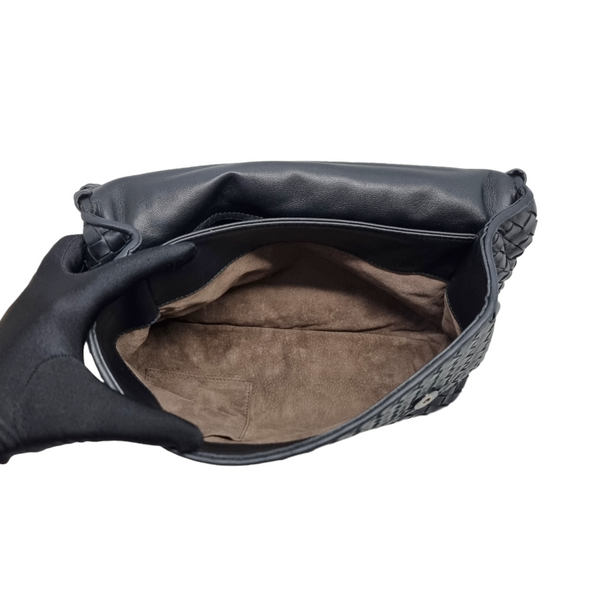 Bottega Veneta Olimpia Intrecciato Leather Shoulder Bag Black Hw (Black)
