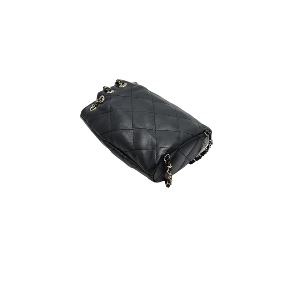 Chanel Backpack Shiny Lambskin Ghw (Black)