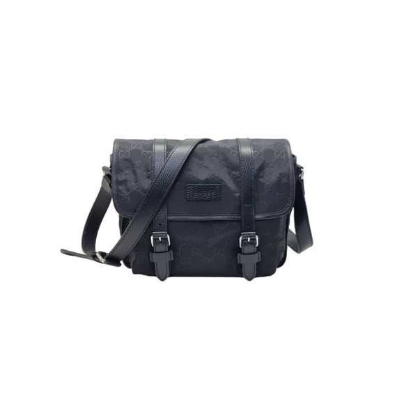 Gucci GG Guccissima Nylon Messenger Bag Shw (Black)