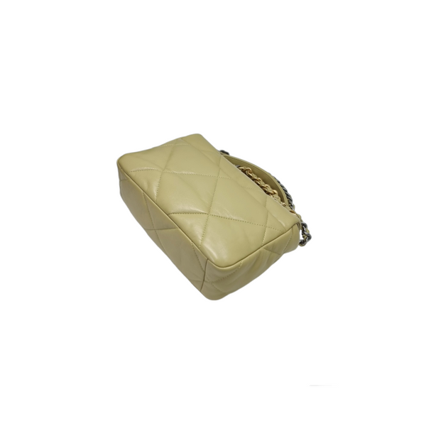 Chanel 19 Flap Small 26 Goatskin Leather 3 Tone Hardware (Pistacchio Green)