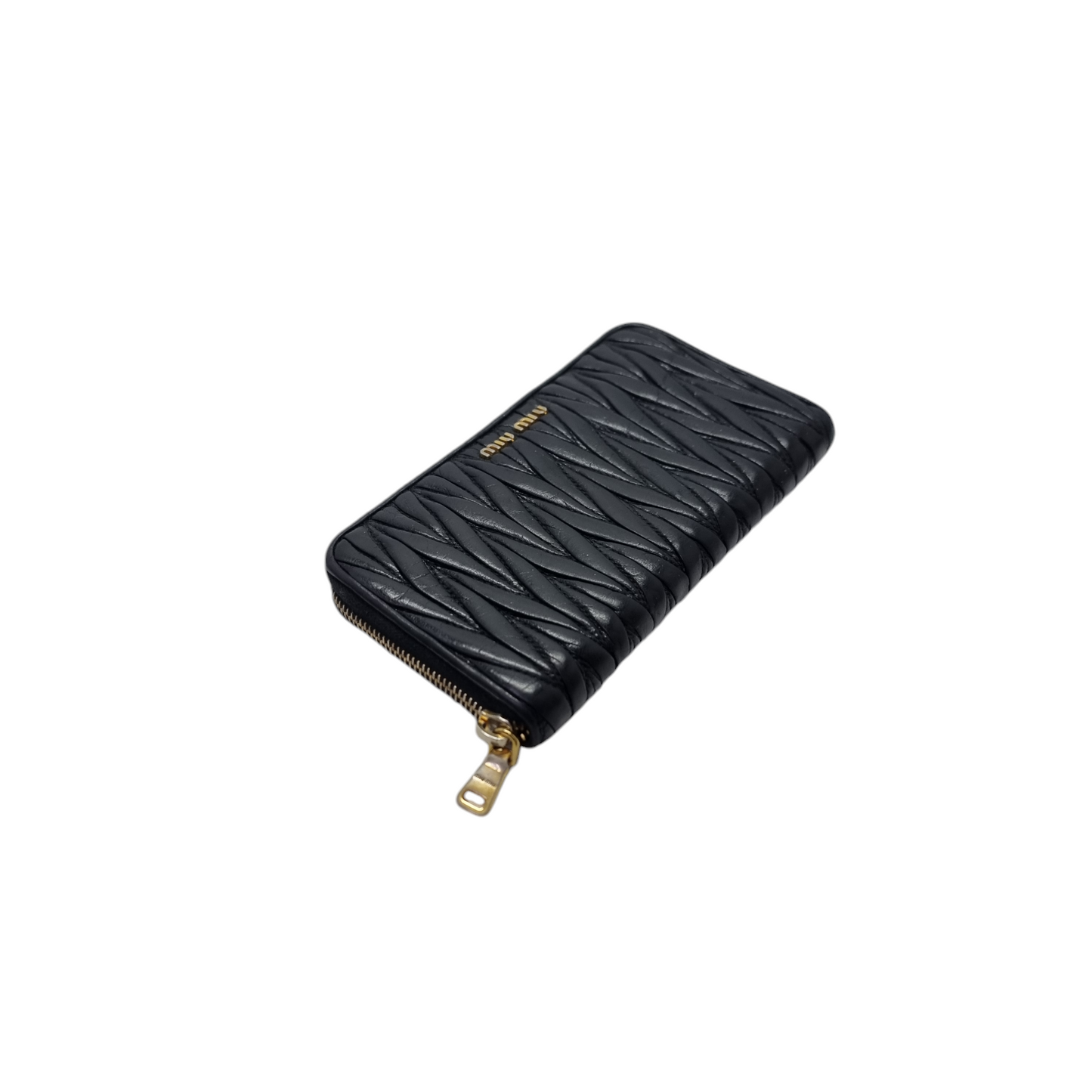 Miu Miu Matelasse Lux Leather Zippy Wallet Ghw (Black)