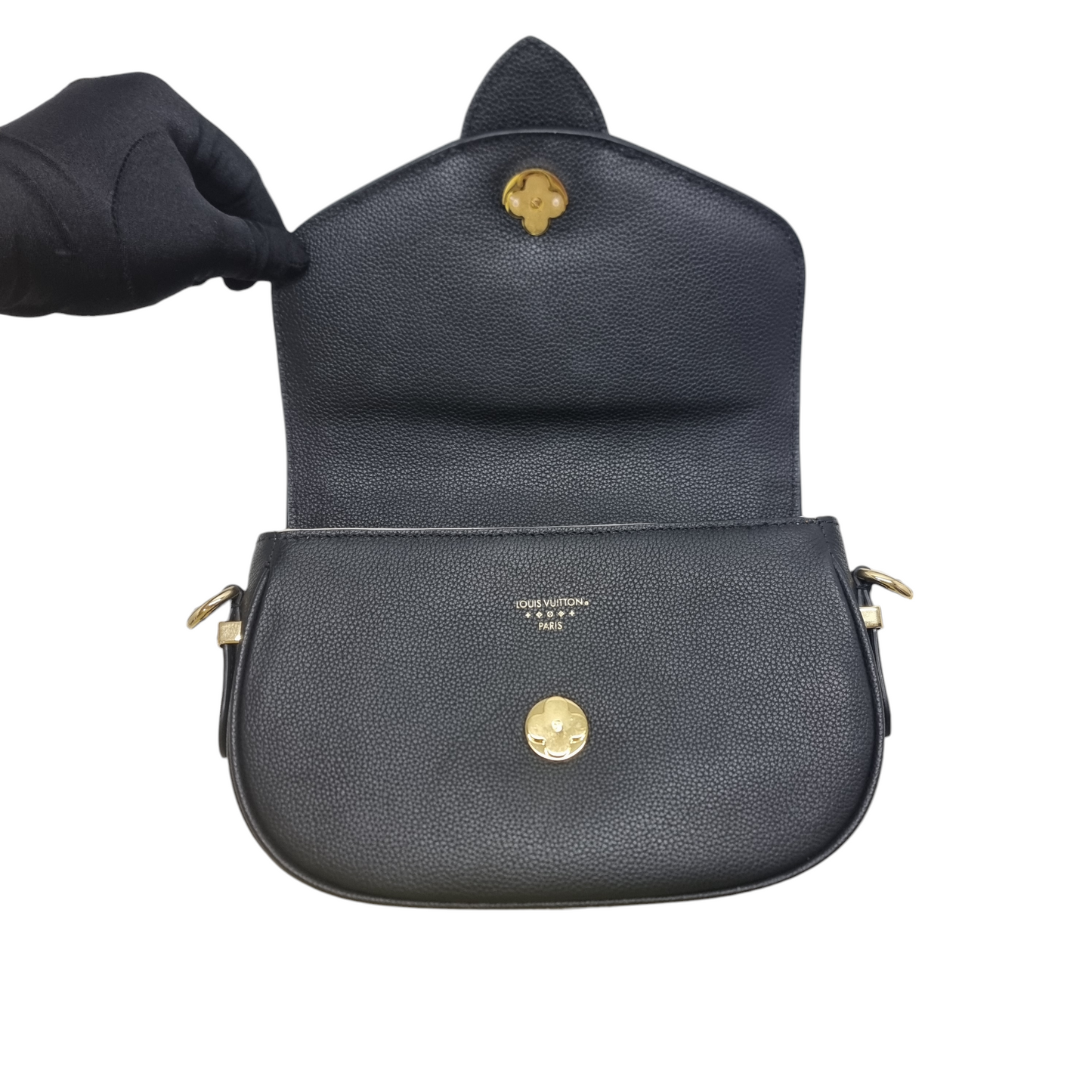 Louis Vuitton Pont 9 Soft MM Grained Calfskin Ghw (Black)