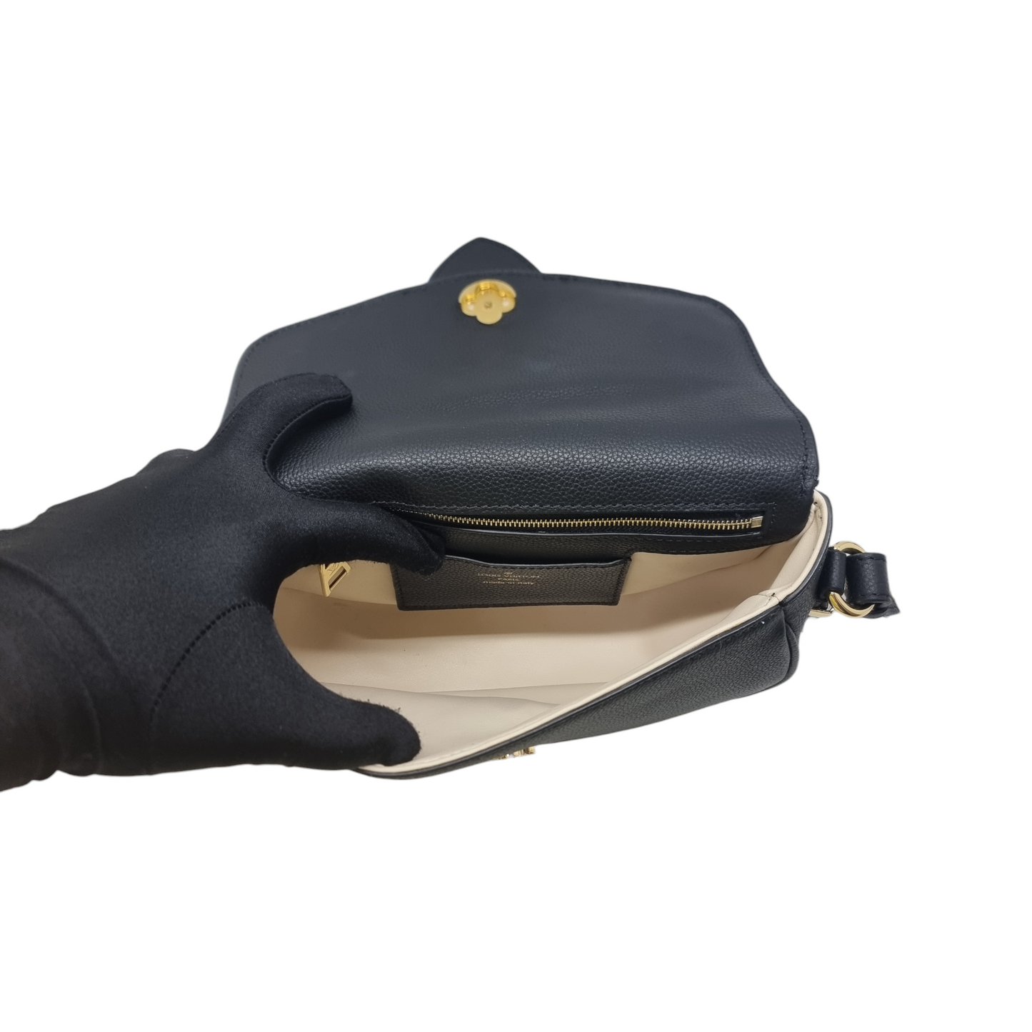 Louis Vuitton Pont 9 Soft MM Grained Calfskin Ghw (Black)
