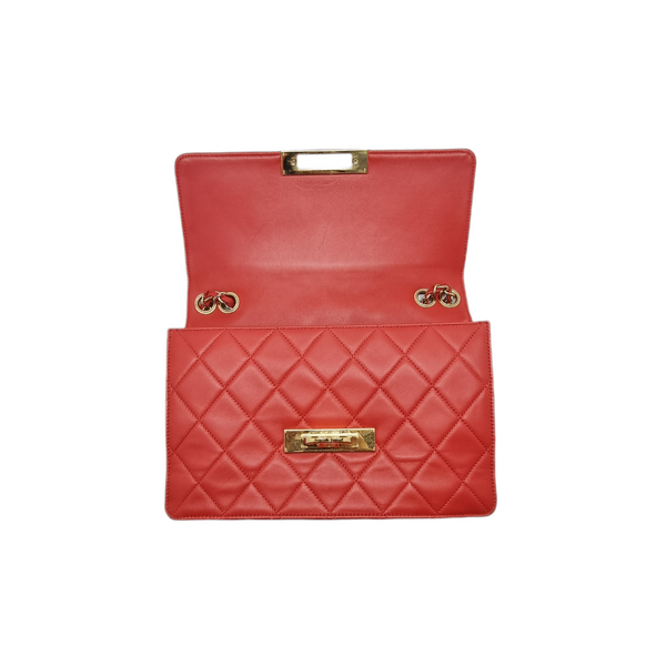 Chanel Golden Class  Flap Bag Leather Ghw (Red)