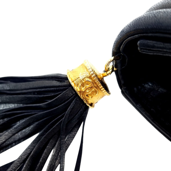 Chanel Vintage Quilted Flap With Tassel Lambskin Ghw (Black)