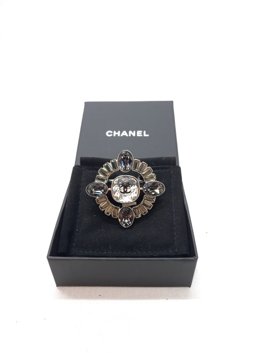 Chanel Brooch Swarosvski Crystal Shw Silver