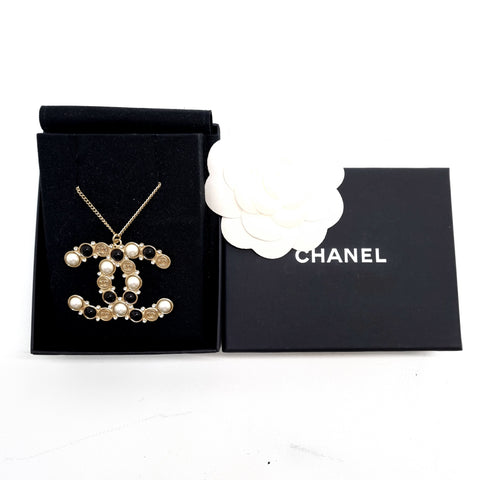 Chanel Necklace Big CC Pearl Ghw