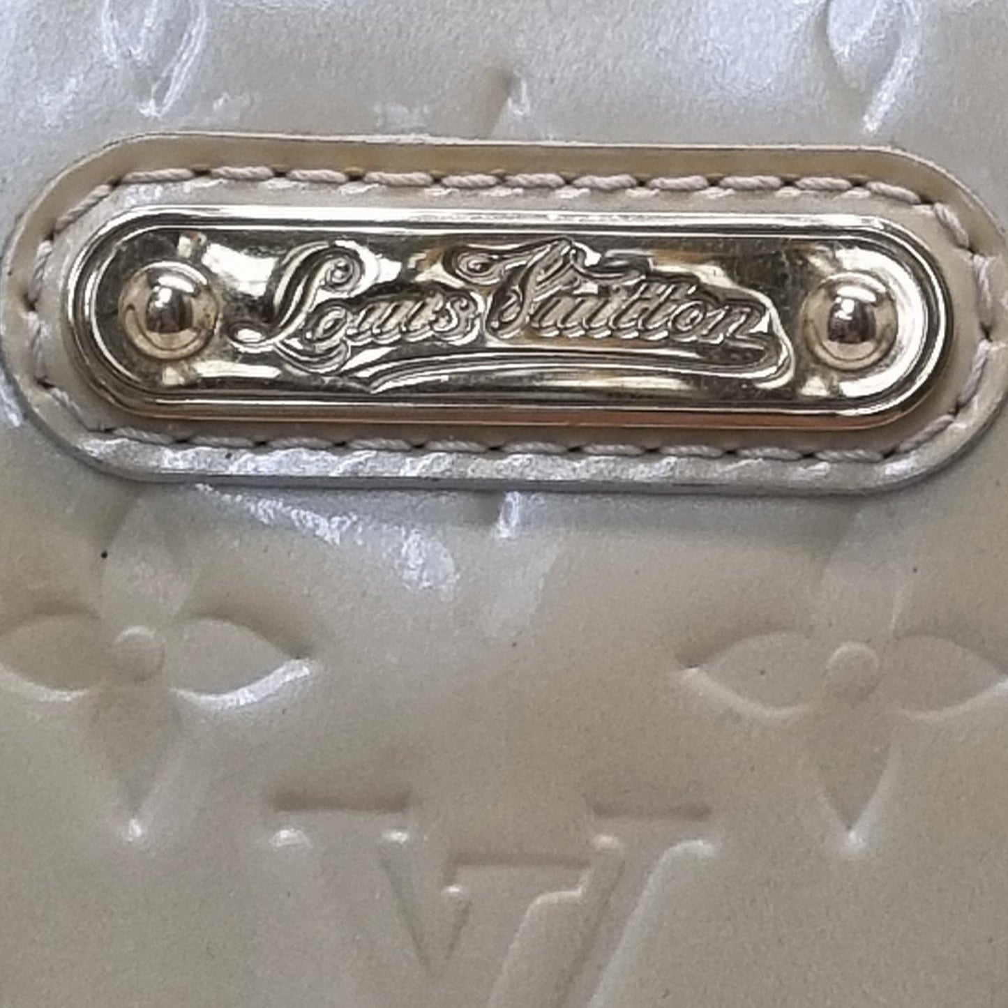 Louis Vuitton Wilshire MM Monogram Vernis Broncorail Ghw