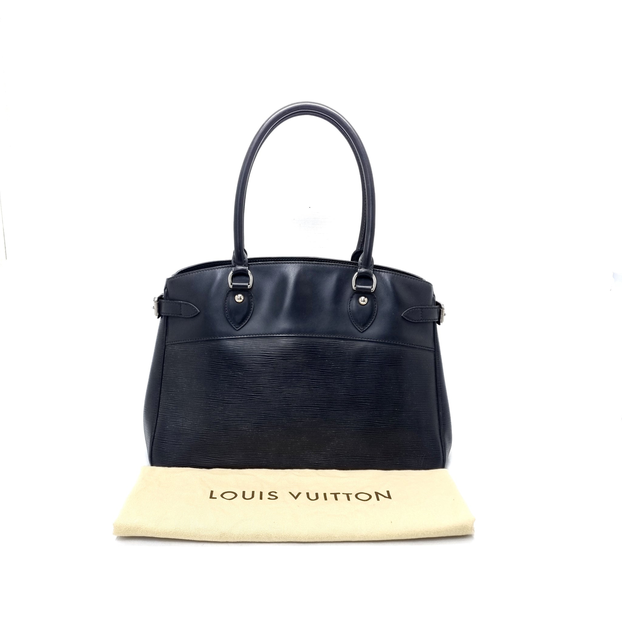 Louis Vuitton Epi Passy Pm Leather Handbag (pre-owned) in Black