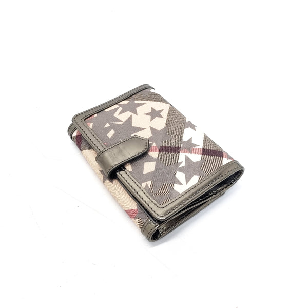 Burberry Supernova Nova Check Stars Wallet Gunmetal Hw (Grey)