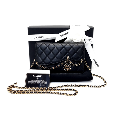 Chanel WOC CC Charm Lambskin Ghw (Black)