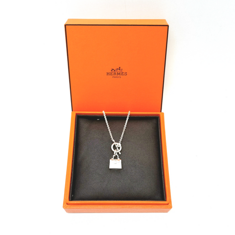 Hermes Amulettes Kelly Pendant With Necklace Silver 925/100