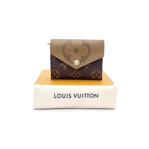 Louis Vuitton Card Holder in Monogram Reverse Canvas 