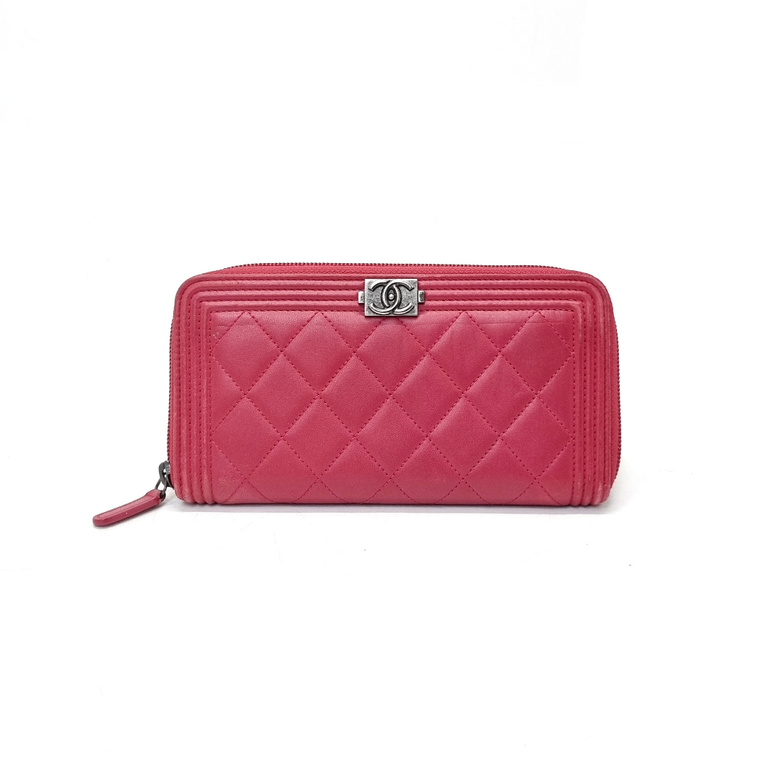 Chanel Boy Zippy Wallet Lambskin Shw (Red)