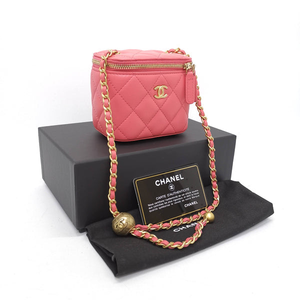 Chanel Vanity Small Classic Lambskin with Antique Ball Ghw (Coral Pink)