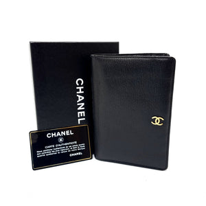 Chanel Wallet Bifold/Passport Holder Caviar Ghw (Black)